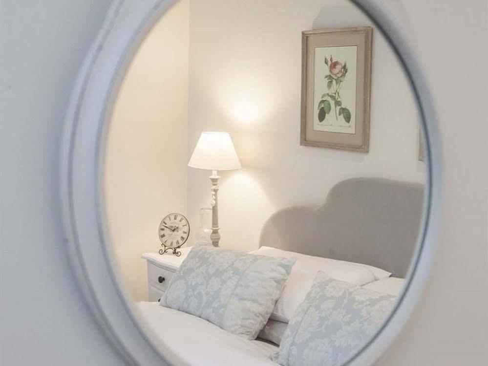 The Stables Apartment Сетъл Екстериор снимка